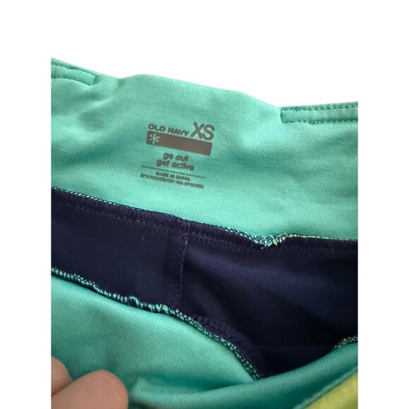 Old Navy Active fitted blue shorts sz XS activewear - Picture 3 of 4